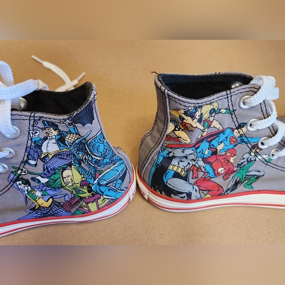 Converse Gray High-Tops with Red and White Details - Picture 8 of 8